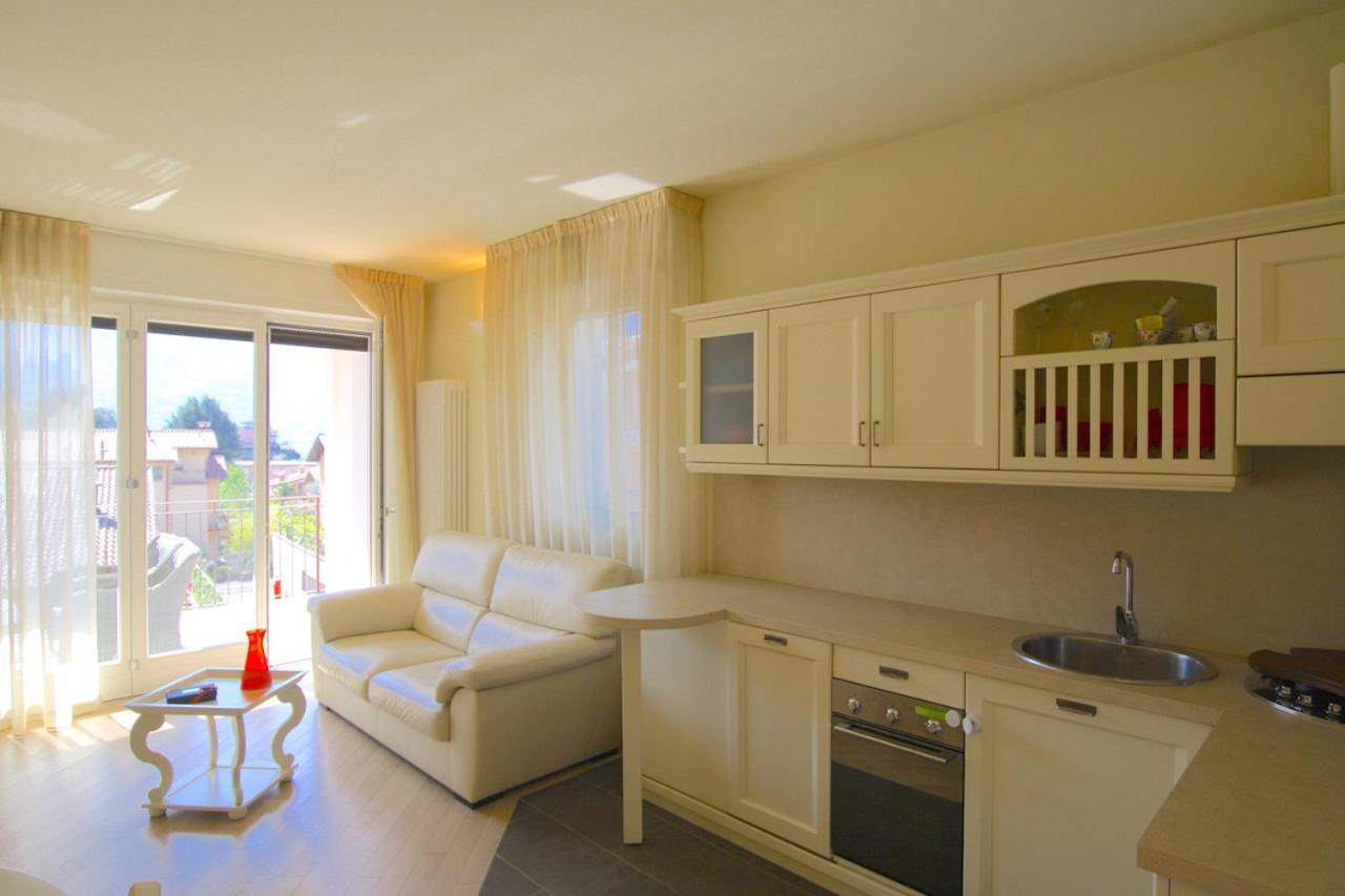 New Moon Apartment Tremezzo Luaran gambar
