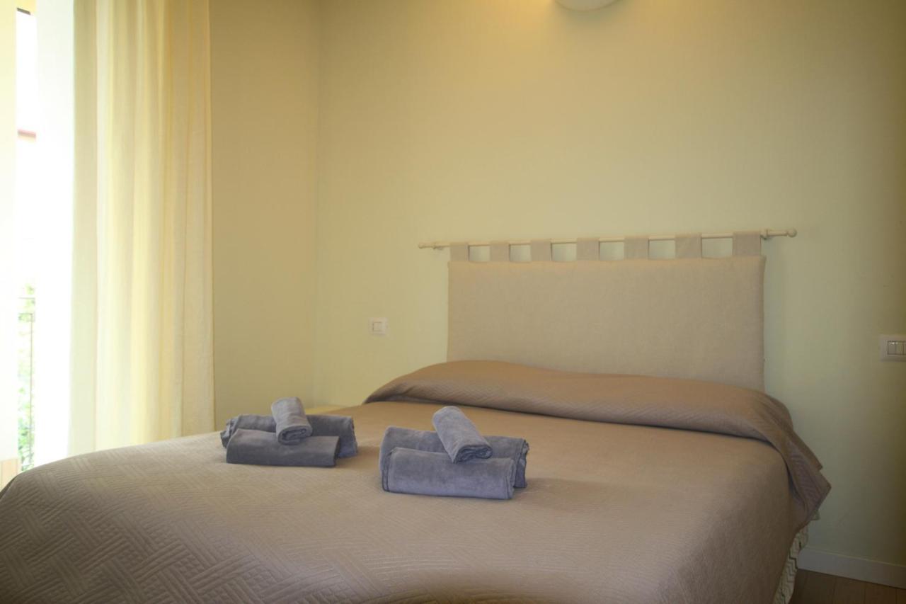 New Moon Apartment Tremezzo Luaran gambar